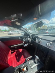 Ford Mustang GT 2005