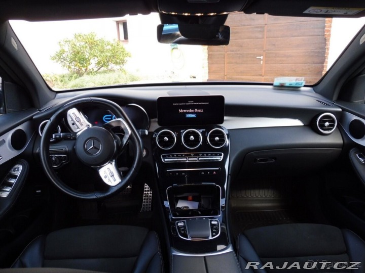Mercedes-Benz GLC 2,0 300de 4Matic, 42tis 2021