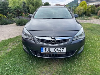 Opel Astra 1,7   CDTI SportTourer