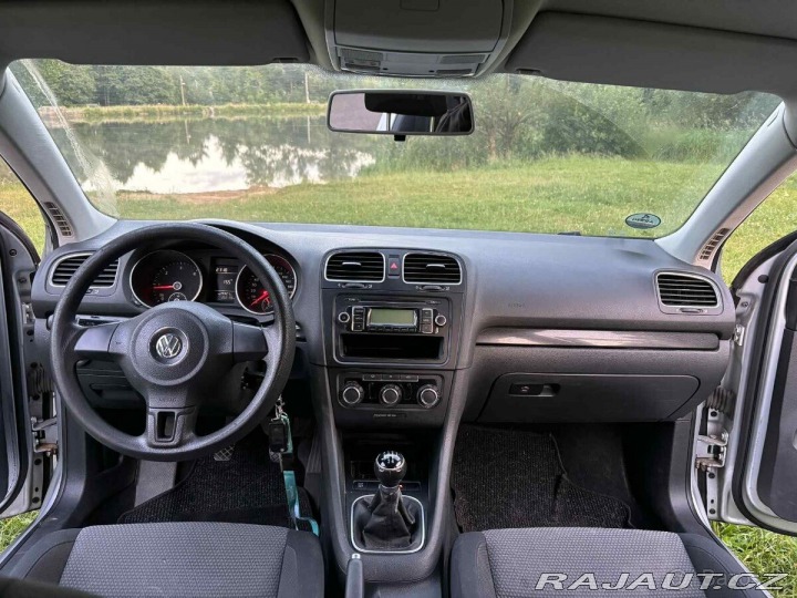 Volkswagen Golf Variant 1,6 TOP STAV - 2009