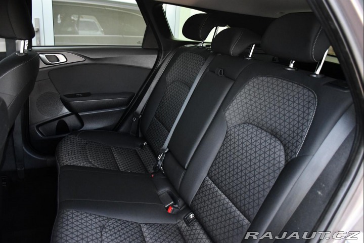 Kia Ceed 1.6CRDi TAŽNÉ A/T ČR KAME 2019