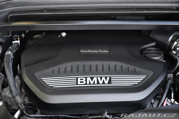BMW X1 sDrive18d M-SPORT HUD 2020