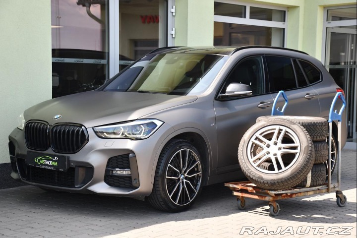 BMW X1 sDrive18d M-SPORT HUD 2020