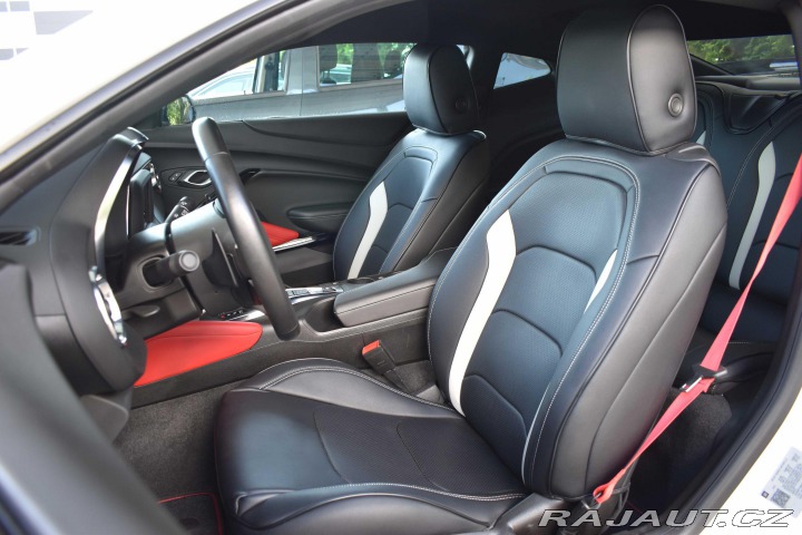 Chevrolet Camaro V8 6.2 339kW*A/T*2021*52. 2021