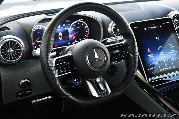 Mercedes-Benz SL AMG Rezervace 2023