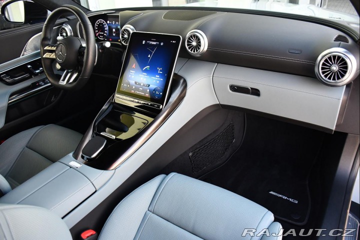Mercedes-Benz SL AMG Rezervace 2023