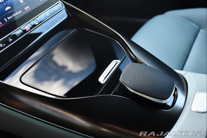 Mercedes-Benz SL AMG Rezervace 2023