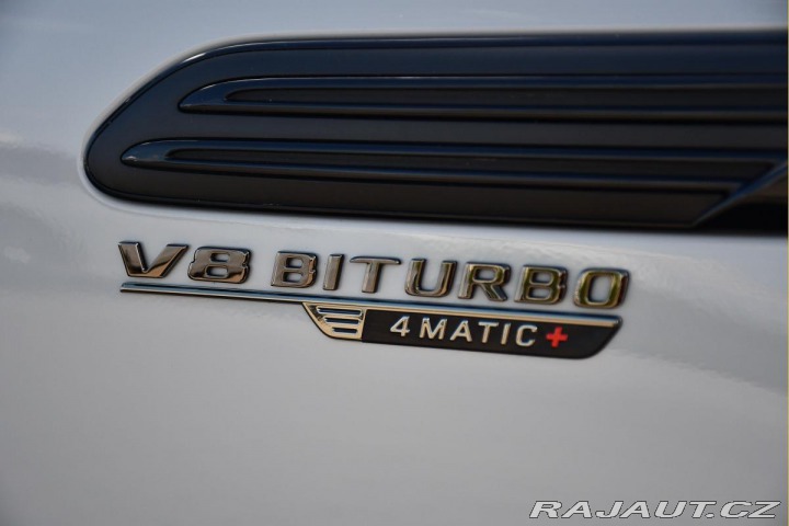 Mercedes-Benz SL AMG Rezervace 2023