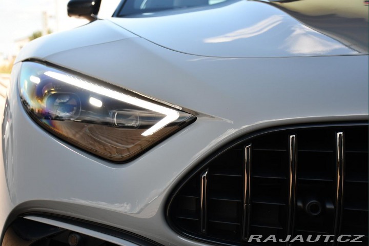 Mercedes-Benz SL AMG Rezervace 2023