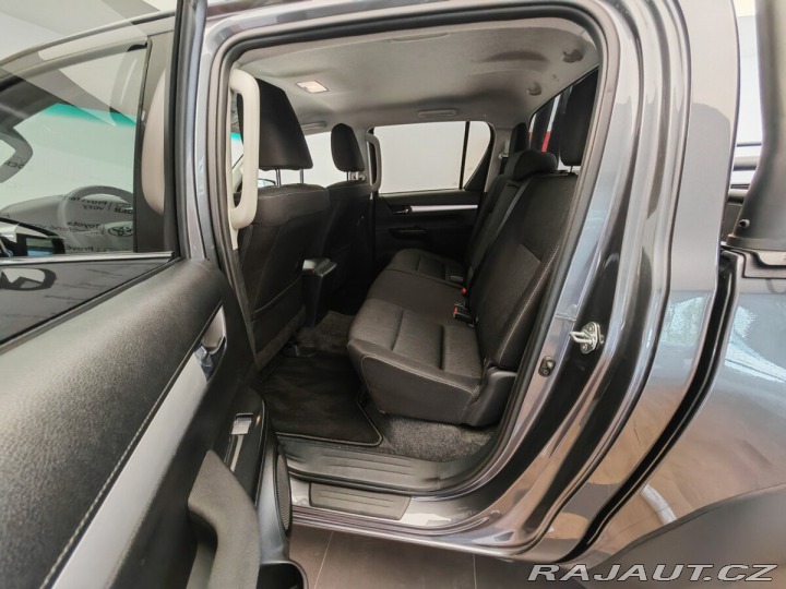 Toyota Hilux 2.4 D-4D Double Cab 4x4 A 2024