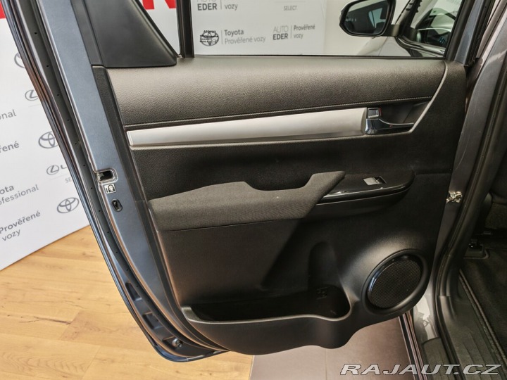 Toyota Hilux 2.4 D-4D Double Cab 4x4 A 2024