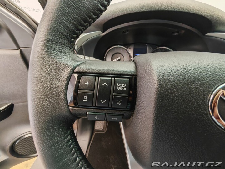 Toyota Hilux 2.4 D-4D Double Cab 4x4 A 2024