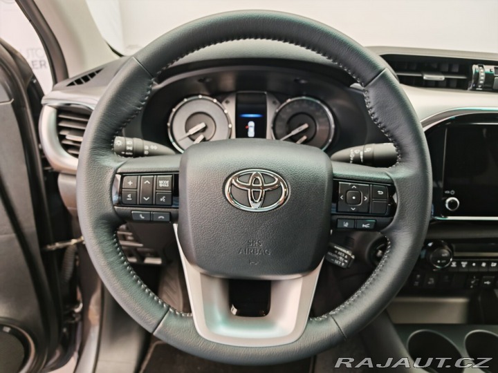 Toyota Hilux 2.4 D-4D Double Cab 4x4 A 2024
