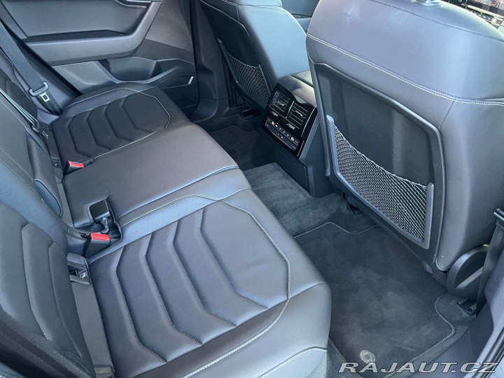 Volkswagen Touareg R-line 3,0TDi 210kW 2023