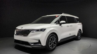 Kia Carnival NOBLESSE 2.2 CRDi