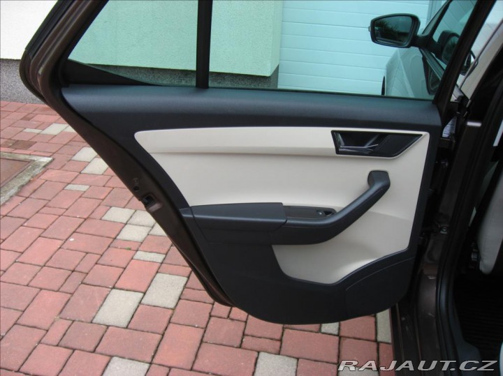 Škoda Fabia 1,2 TSI 90PS III Style C 2015
