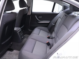 BMW 3 2,0 320d 120kW Aut.klima 2005