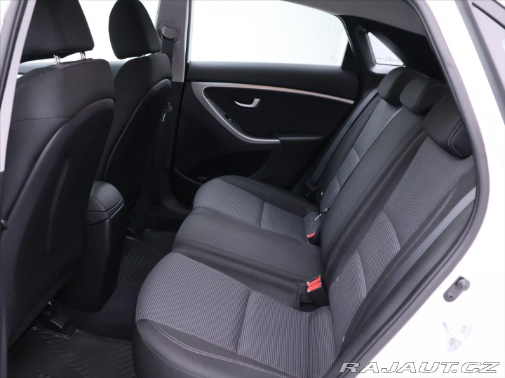 Hyundai i30 1,4 CVVT 73kW CZ 1.Maj Kl 2015