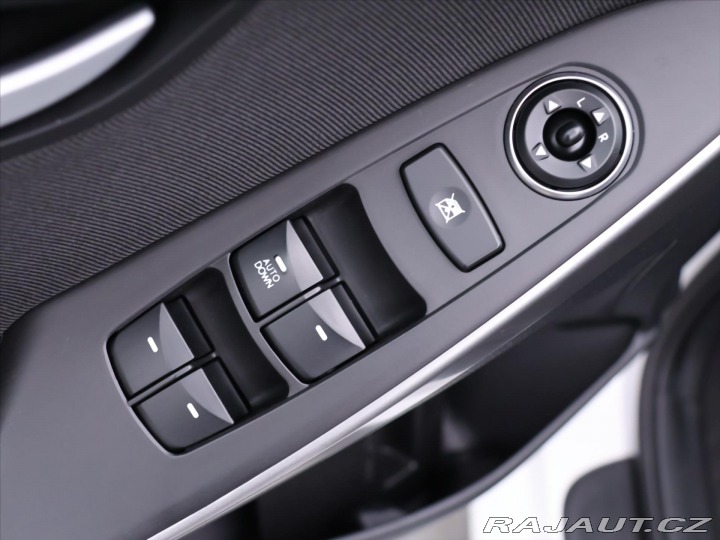 Hyundai i30 1,4 CVVT 73kW CZ 1.Maj Kl 2015