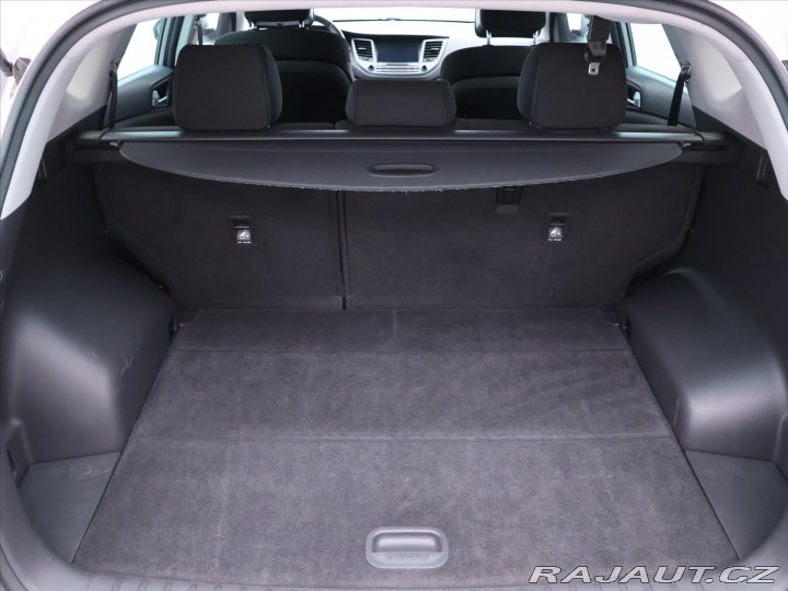 Hyundai Tucson 2,0 CRDI 100kW Trikolor C 2016