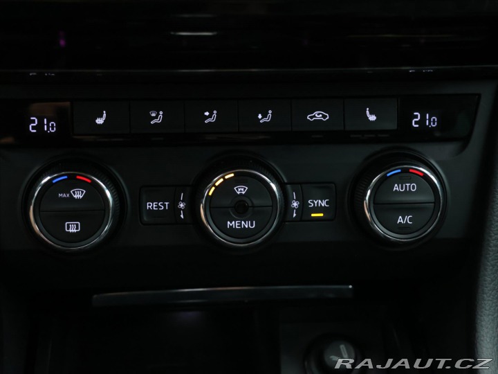 Škoda Superb 1,8 TSI DSG Style Plus DP 2016