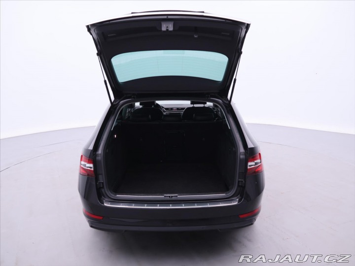 Škoda Superb 1,8 TSI DSG Style Plus DP 2016