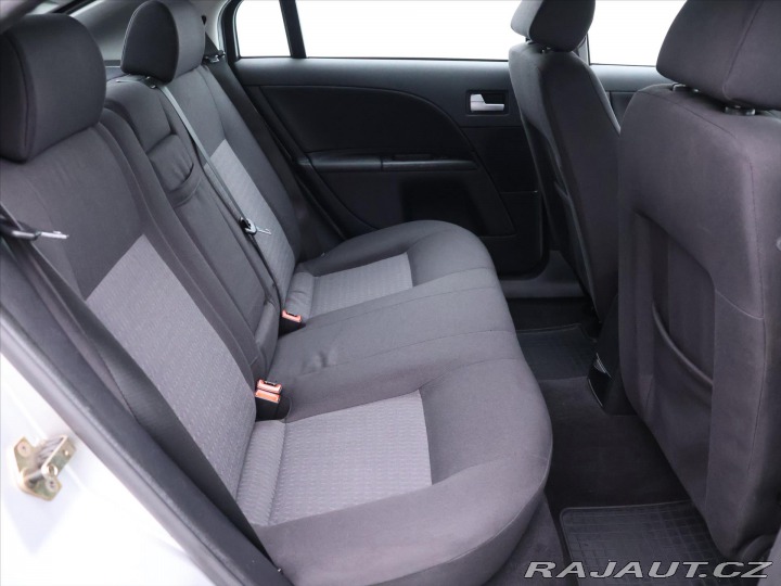 Ford Mondeo 2,0 i 107kW Klimatizace C 2002