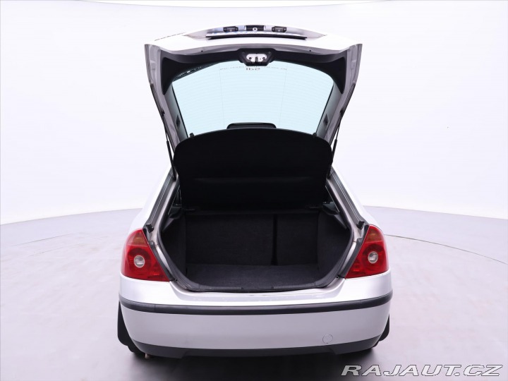 Ford Mondeo 2,0 i 107kW Klimatizace C 2002