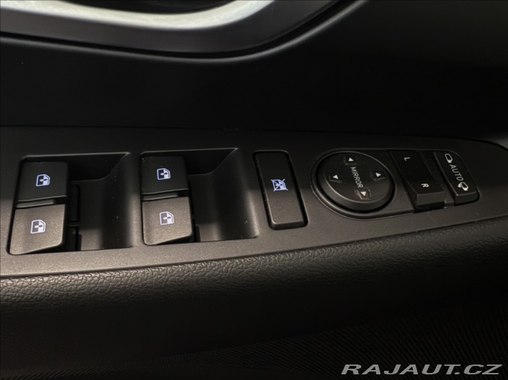 Hyundai i30 1,5 TGDI NLINE 1.MAJITEL 2022