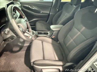 Hyundai i30 1,5 TGDI NLINE 1.MAJITEL 2022