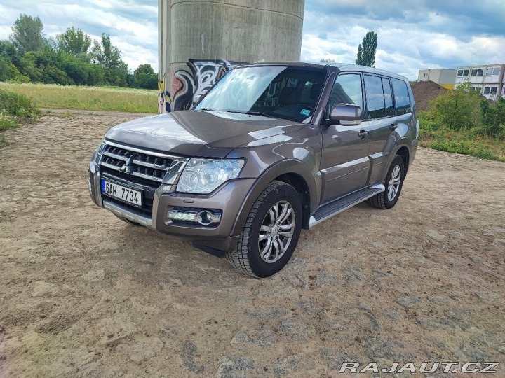 Mitsubishi Pajero 3,2 DI-D 2016 – zajímav 2016