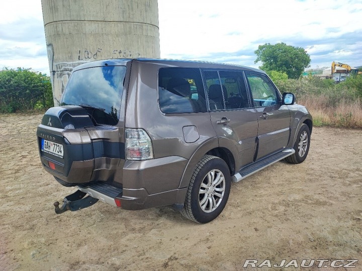 Mitsubishi Pajero 3,2 DI-D 2016 – zajímav 2016