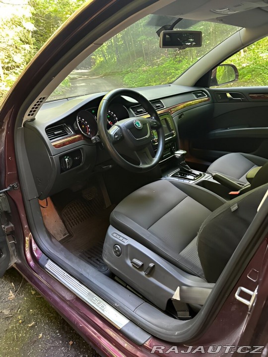 Škoda Superb 2,0 TDI sedan 125kw aut 1800