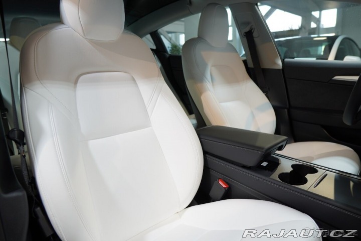 Tesla Model 3 LR 4x4, 62tis km, PLNÝ re 1800