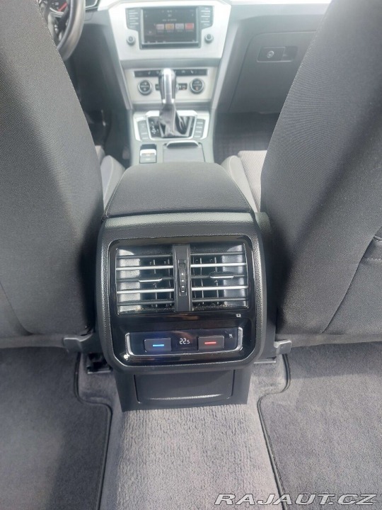 Volkswagen Passat 2,0 TDI 110KW DSG, NAVI 2016