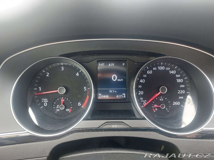 Volkswagen Passat 2,0 TDI 110KW DSG, NAVI 2016