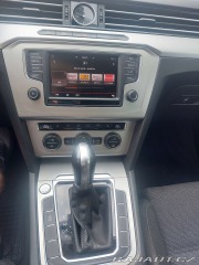 Volkswagen Passat 2,0   TDI 110KW DSG, NAVI 2016