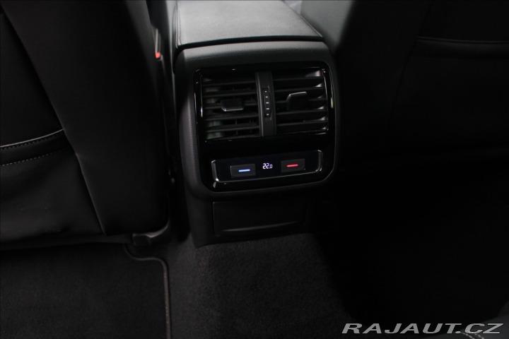 Volkswagen Passat 2,0 TDi 140kW DSG Eleganc 2020