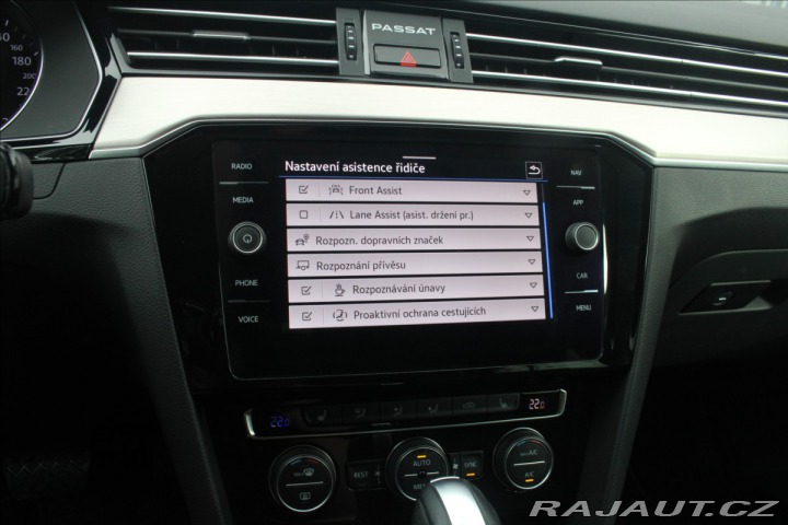 Volkswagen Passat 2,0 TDi 140kW DSG Eleganc 2020