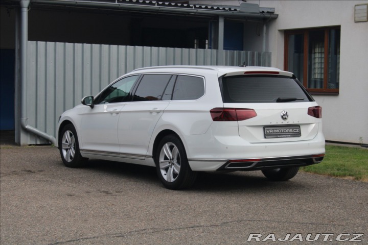 Volkswagen Passat 2,0 TDi 140kW DSG Eleganc 2020