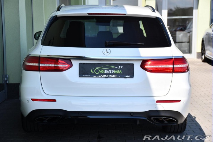 Mercedes-Benz E 43 AMG PANORAMA REZERVACE 2017