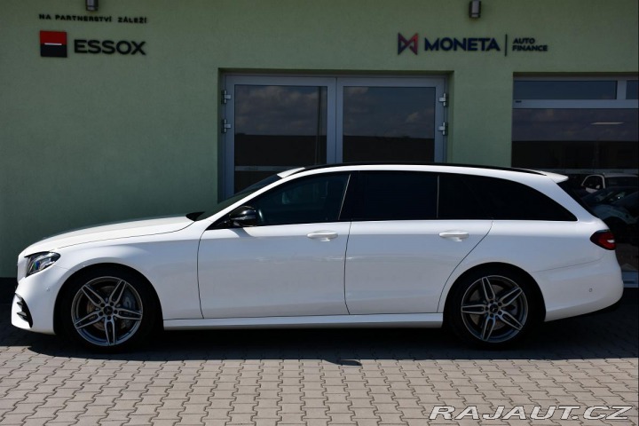 Mercedes-Benz E 43 AMG PANORAMA REZERVACE 2017