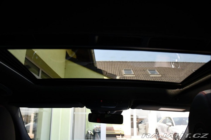 Mercedes-Benz E 43 AMG PANORAMA REZERVACE 2017