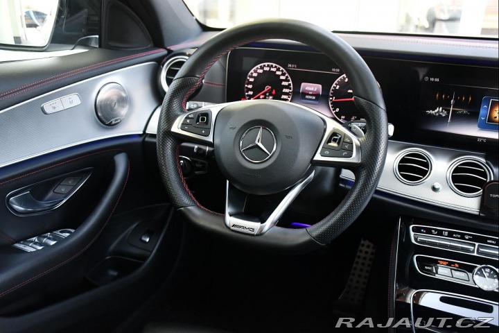 Mercedes-Benz E 43 AMG PANORAMA REZERVACE 2017