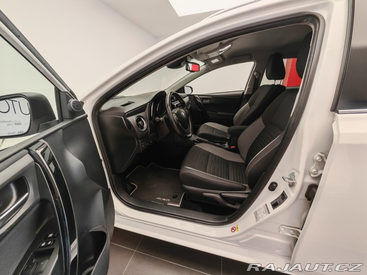 Toyota Auris Wagon 1.8L Hybrid 2018