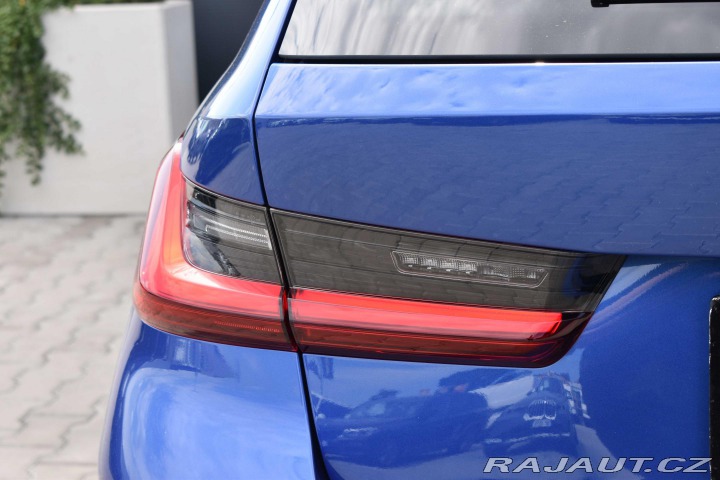 BMW 3 320d xD REZERVACE 2023