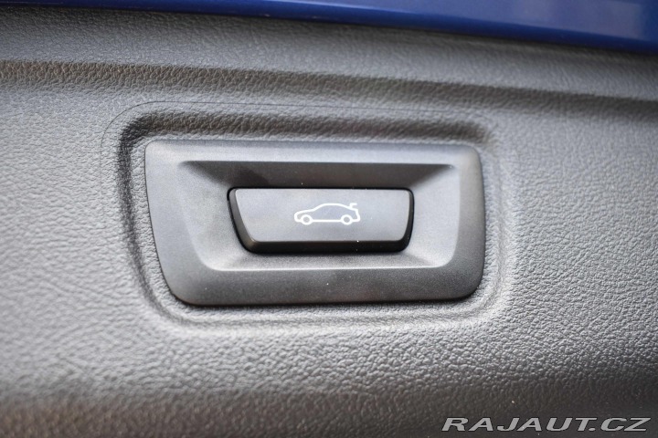 BMW 3 320d xD REZERVACE 2023
