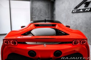 Ferrari SF90  2022