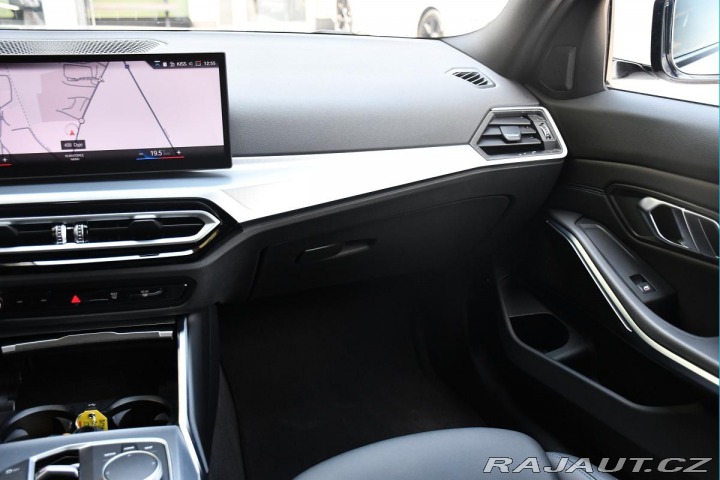 BMW 3 320d xD M-SPORT NTOP ČR 1 2023