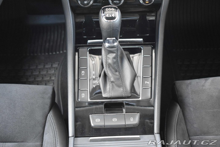 Škoda Superb 2.0 TDI 140kW DSG*4x4*NAV 2019